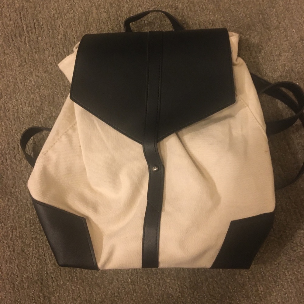 Duex Lux Tan and Black Backpack